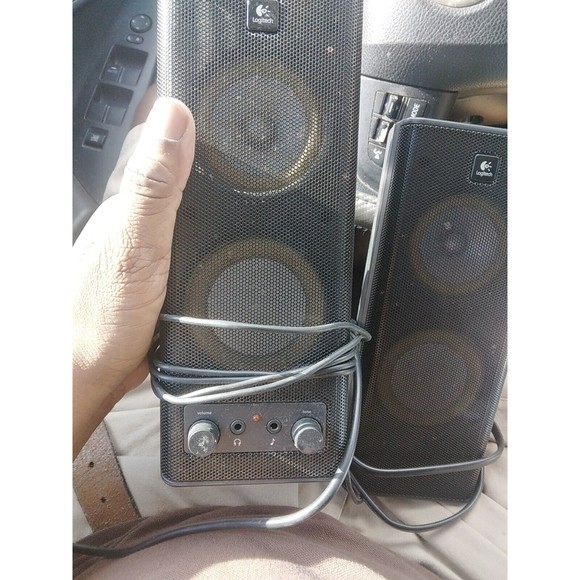 Logitech S-0264A Computer/Portable Speakers. Black. TESTED AND WORK GREAT! - Picture 2 of 5